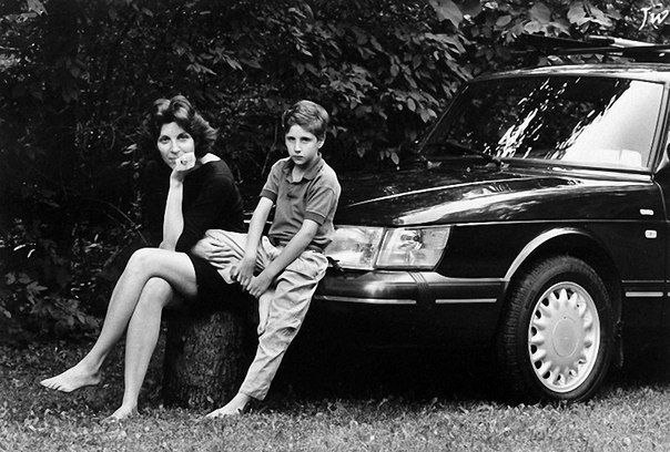 Вот так, на протяжении двадцати четырех лет, из года в год, фотограф Harry Wilks фотографировал свою семью.