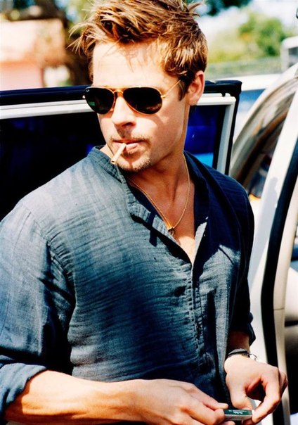 Брэд Питт (Brad Pitt) в фотосессии Эллен фон Унверт (Ellen von Unwerth) для журнала Interview (2006).