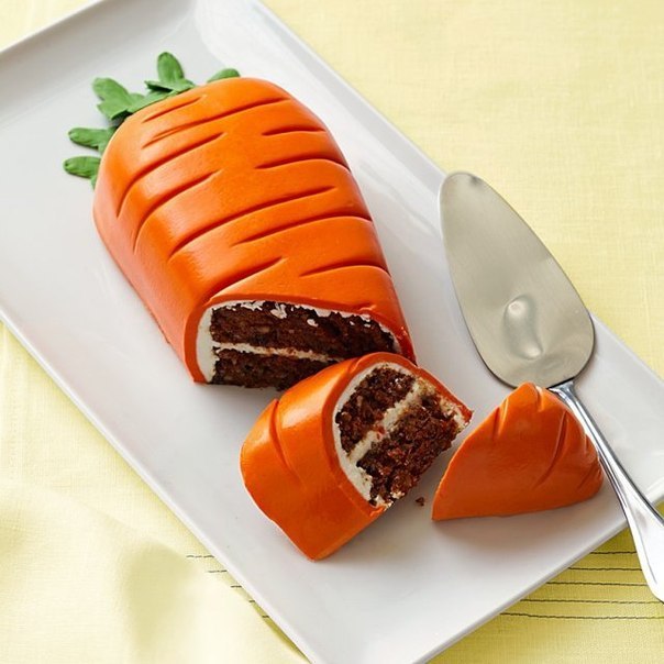 Сижу на диете, ем только морковку)