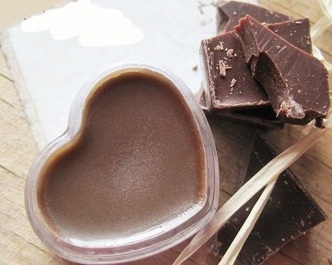 Шоколадный блеск для губ 