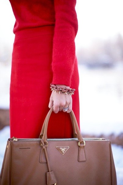 Camel&Red
